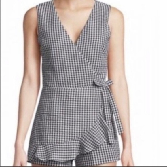 NWOT Design Lab Lord & Taylor X Small Black White Gingham Check Shorts Romper XS - Picture 1 of 14
